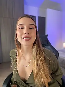 SophieRaily  online show from 12, 1, 2026