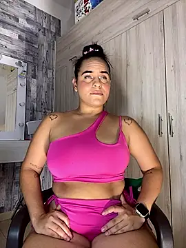 Snapshot of Violetrousse chatting on 18, 1, 2026 Violetrousse online show from 18, 1, 2026