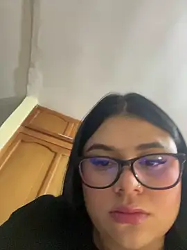 alissonfernandez  online show from 12, 9, 2025