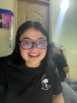 alissonfernandez  online show from 11, 2, 2026