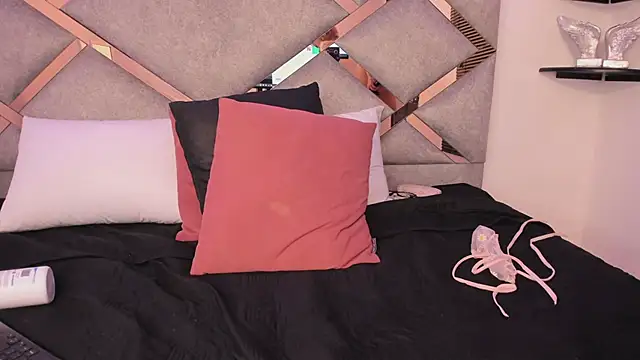 marian pinzon online show from 19, 2, 2025