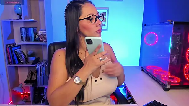 Snapshot of Sue_Wolls chatting on 12, 2, 2025 Sue Wolls online show from 12, 2, 2025