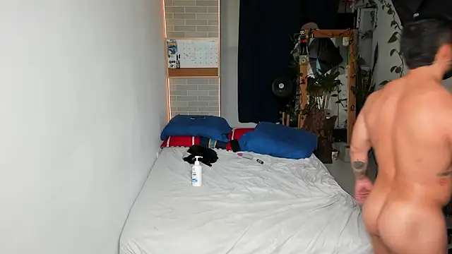 Snapshot of Travis_bakers chatting on 16, 2, 2025 Travis bakers online show from 16, 2, 2025