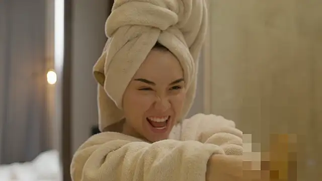 awesome anna online show from 27, 4, 2026