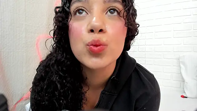 Julieta 333 online show from 24, 2, 2025