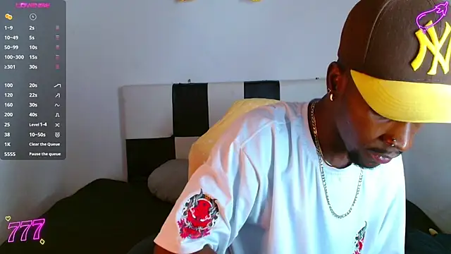 Snapshot of Aroonpapisex chatting on 2, 6, 2026 Aroonpapisex online show from 2, 6, 2026