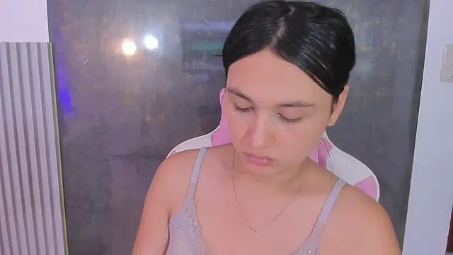 lana boomer online show from 24, 4, 2026