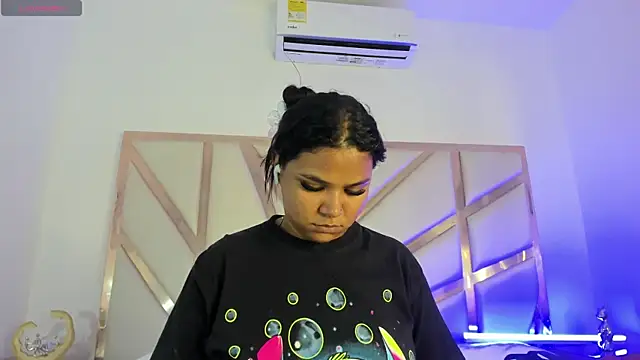 Carolina Evanss online show from 30, 9, 2025