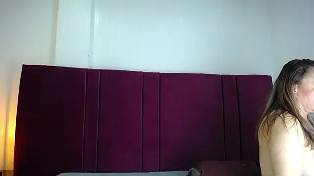 Lupiita223 online show from 27, 2, 2025