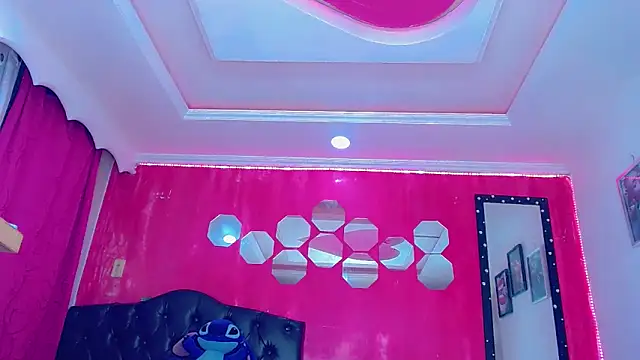 TiffanyMackensyy online show from 8, 11, 2025