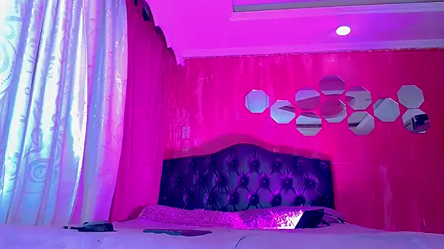 TiffanyMackensyy online show from 28, 2, 2026