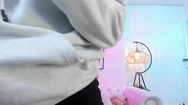 Theia moon online show from 30, 1, 2025