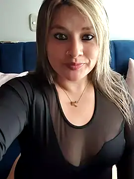 Neve Collins online show from 30, 7, 2026