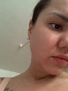 MiraMiss online show from 5, 12, 2025