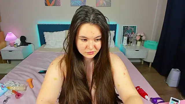 BritneyLix online show from 28, 4, 2026