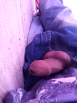 Snapshot of PracticalGum40 chatting on 4, 3, 2025 PracticalGum40 online show from 4, 3, 2025