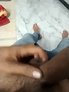 Snapshot of PracticalGum40 chatting on 9, 9, 2025 PracticalGum40 online show from 9, 9, 2025