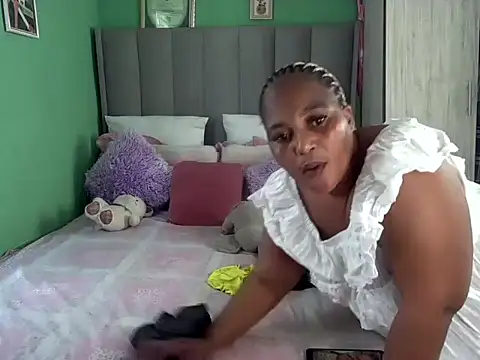 SexyEbony37X online show from 25, 6, 2026