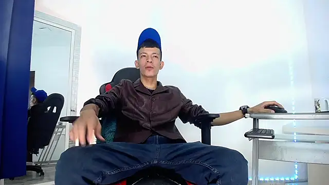 Snapshot of Favel_Gomez7 chatting on 20, 12, 2024 Favel Gomez7 online show from 20, 12, 2024