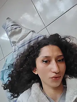 Queenjenn   online show from 26, 4, 2026