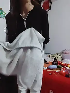 Snapshot of Queenjenn__ chatting on 30, 6, 2026 Queenjenn online show from 30, 6, 2026