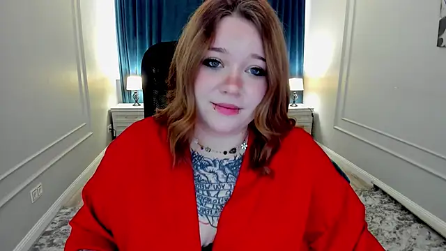 Snapshot of MoonLghte chatting on 11, 2, 2025 MoonLghte online show from 11, 2, 2025