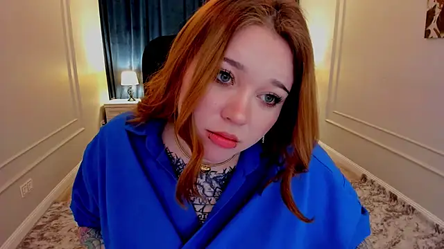 Snapshot of MoonLghte chatting on 13, 2, 2025 MoonLghte online show from 13, 2, 2025