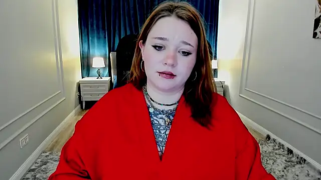 Snapshot of MoonLghte chatting on 15, 2, 2025 MoonLghte online show from 15, 2, 2025