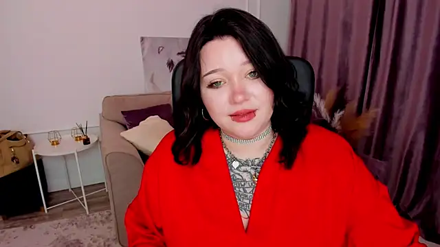 Snapshot of MoonLghte chatting on 19, 2, 2025 MoonLghte online show from 19, 2, 2025