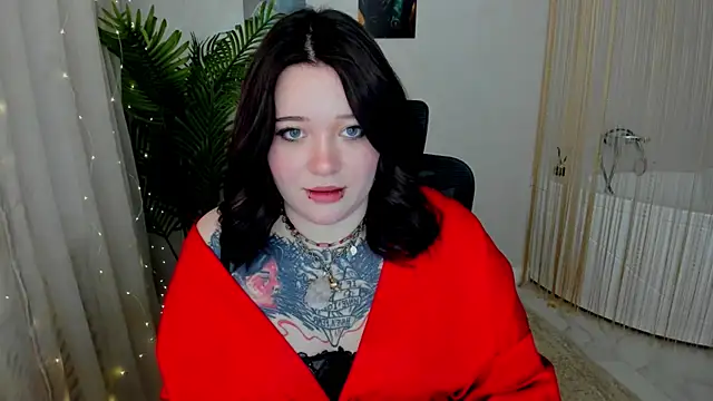 Snapshot of MoonLghte chatting on 27, 2, 2025 MoonLghte online show from 27, 2, 2025