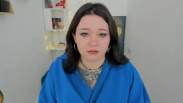 Snapshot of MoonLghte chatting on 1, 3, 2025 MoonLghte online show from 1, 3, 2025