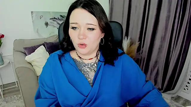 Snapshot of MoonLghte chatting on 8, 3, 2025 MoonLghte online show from 8, 3, 2025