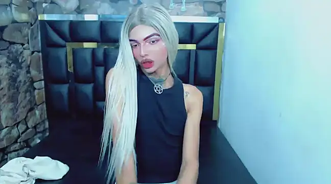 Snapshot of Luna_and_valery chatting on 28, 12, 2024 Luna and valery online show from 28, 12, 2024