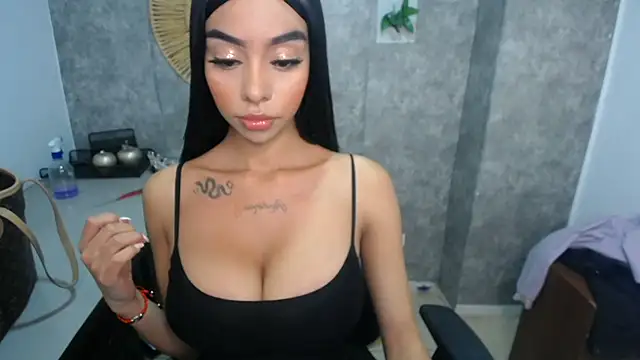 Tiffanny online show from 9, 1, 2025