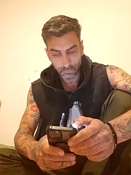 Snapshot of Italian69am chatting on 12, 4, 2026 Italian69am online show from 12, 4, 2026