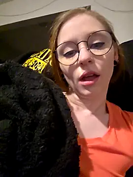 LilyFoxxx online show from 25, 2, 2026