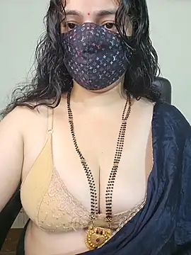 Snapshot of nsdhlove chatting on 4, 7, 2026 nsdhlove online show from 4, 7, 2026