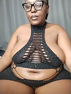 Snapshot of CHERRYYUMMY chatting on 14, 6, 2026 CHERRYYUMMY online show from 14, 6, 2026