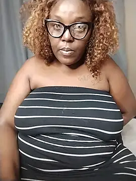 Snapshot of CHERRYYUMMY chatting on 29, 6, 2026 CHERRYYUMMY online show from 29, 6, 2026