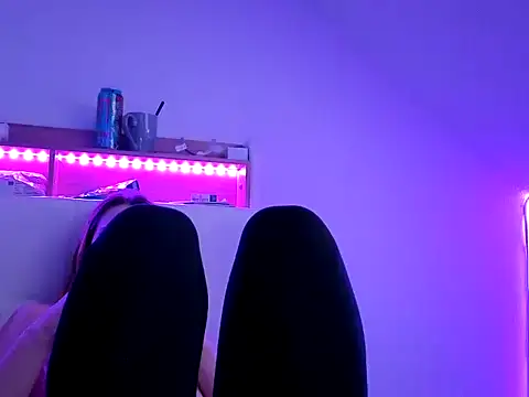 nicole77745 online show from 6, 3, 2026