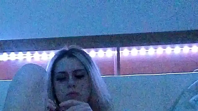 nicole77745 online show from 21, 5, 2026