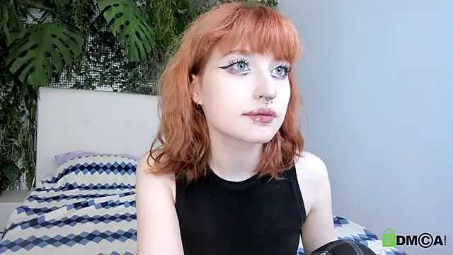 Snapshot of ElizaNik_ chatting on 7, 11, 2025 ElizaNik online show from 7, 11, 2025