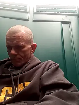 Snapshot of BubblyThing1 chatting on 2, 12, 2025 BubblyThing1 online show from 2, 12, 2025