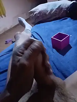 carloshot31 online show from 25, 5, 2026