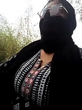 Sneha gril online show from 22, 3, 2025