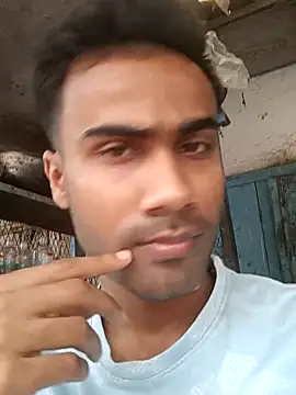 Skinny Bigass 23 online show from 24, 4, 2026