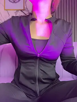 Snapshot of Aaliyah_Salma chatting on 28, 5, 2026 Aaliyah Salma online show from 28, 5, 2026