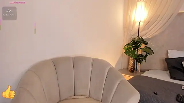 Saori newman online show from 15, 7, 2026