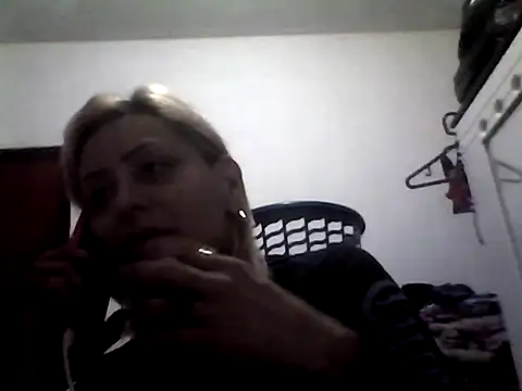 ariana crazzy online show from 21, 3, 2025