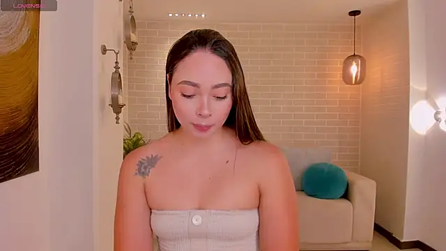 AlinaKravitz online show from 21, 4, 2026